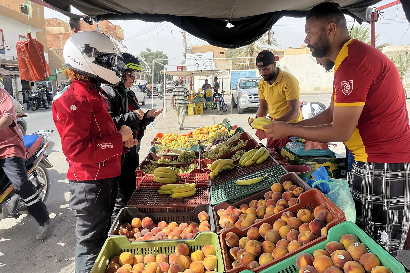 Acquisti al mercato locale