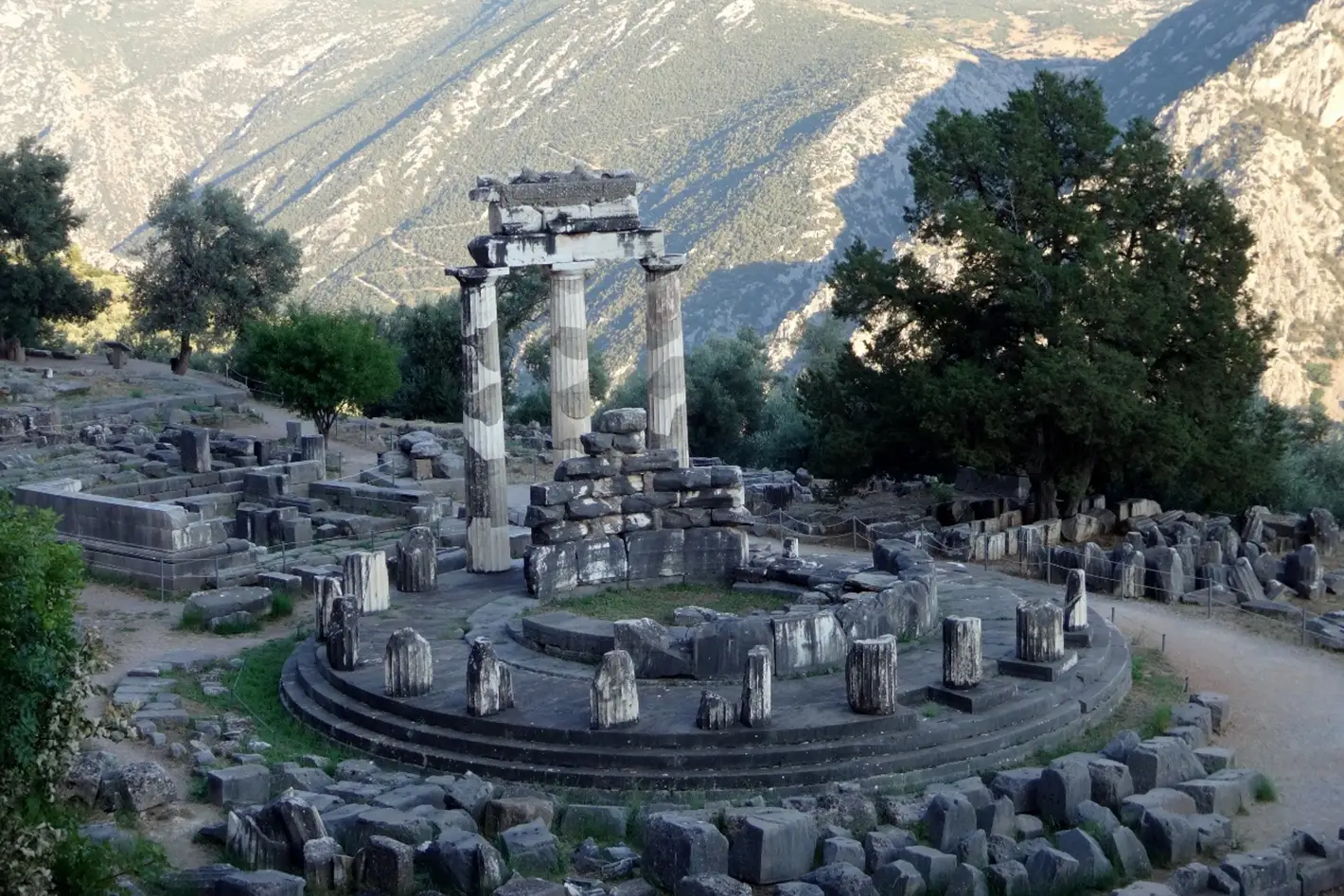 Tholos Delfi